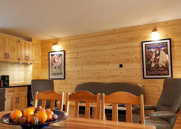 Villa Baranowka - Apartament #6 By Shortstaypoland
